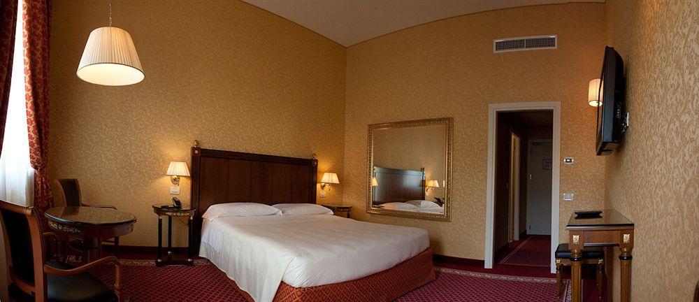 Hotel Maxim Αντζόλα ντελ Εμίλια Εξωτερικό φωτογραφία